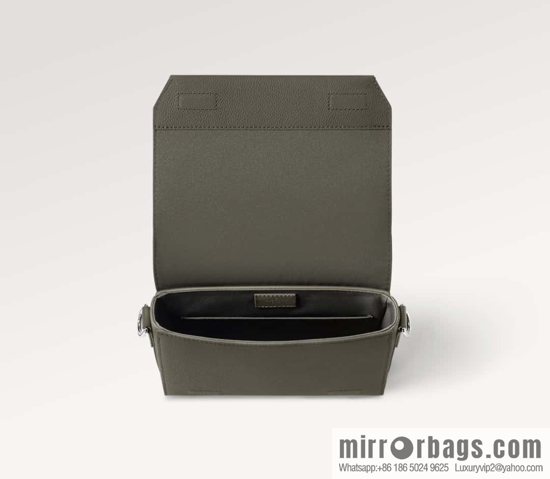 [Boutique‑grade] M25125 green, full leather men's bag messenger bag series Takeoff small Aer messenger bag M25125 M24769