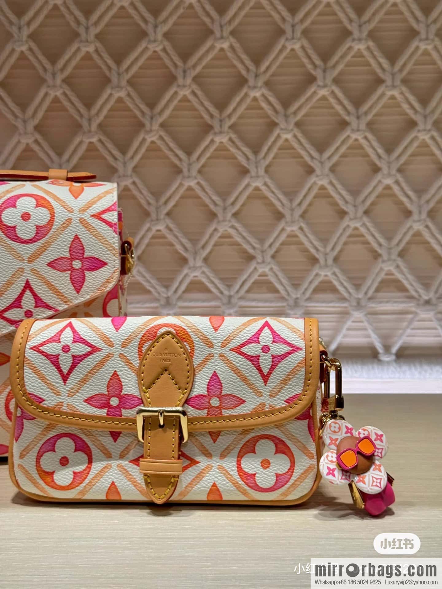 [Original order boutique] M83621 rose red printed mini baguette bag Nano Diane baguette handbag, rose red (2024 summer) By the Pool summer series