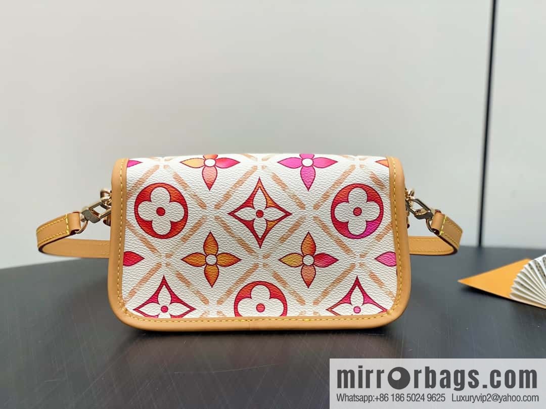 [Original order boutique] M83621 rose red printed mini baguette bag Nano Diane baguette handbag, rose red (2024 summer) By the Pool summer series