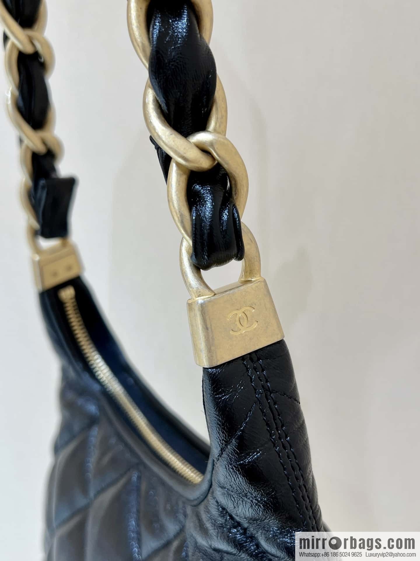 Chanel 24A hobo armpit bag AS4922