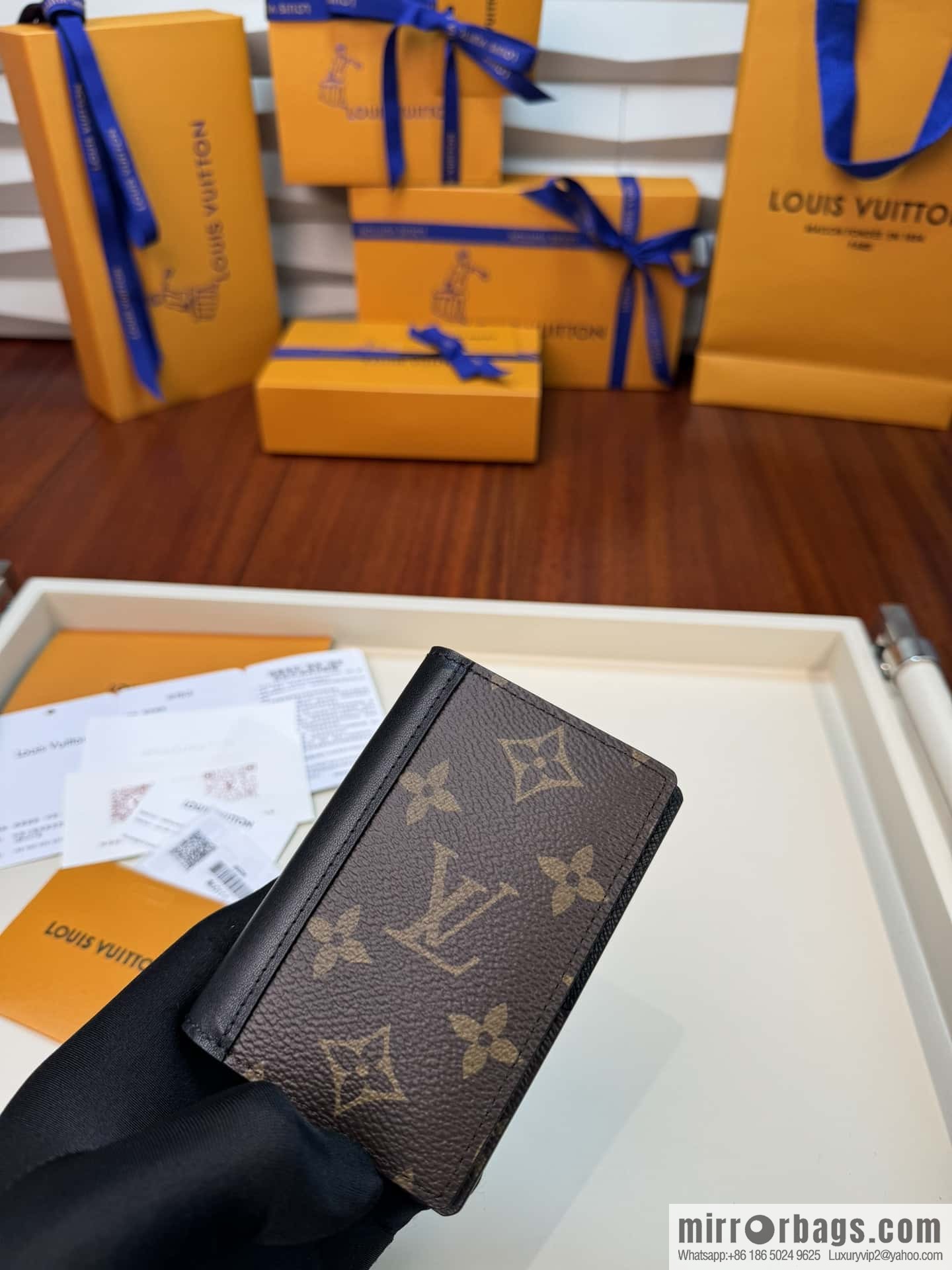 LV Pocket Organizer M60111 Premium