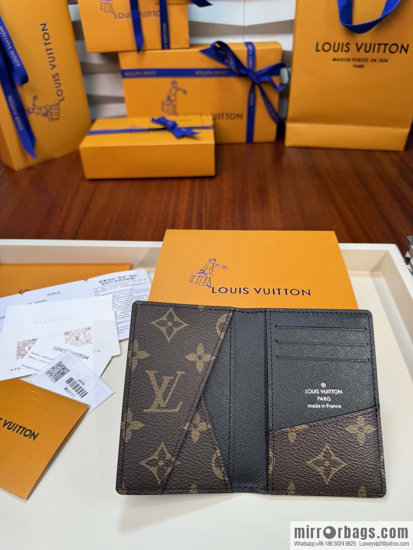 LV Pocket Organizer M60111 Premium