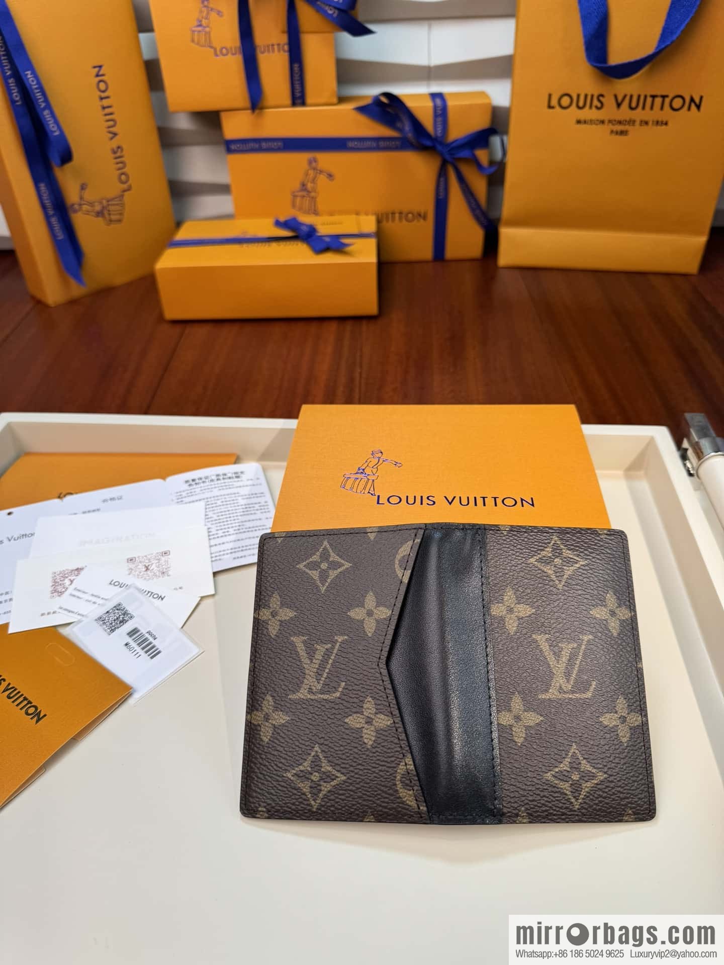 LV Pocket Organizer M60111 Premium
