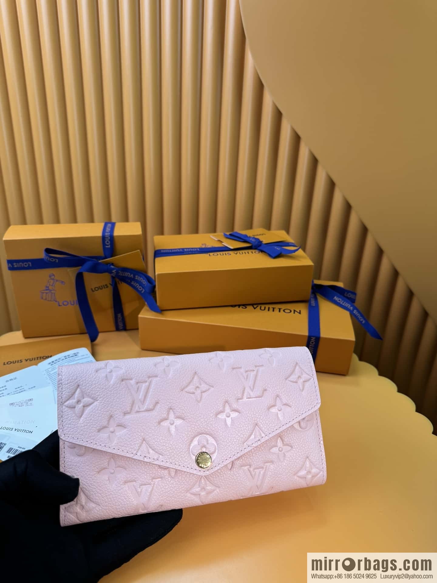 LV Sarah Wallet M83443 Premium
