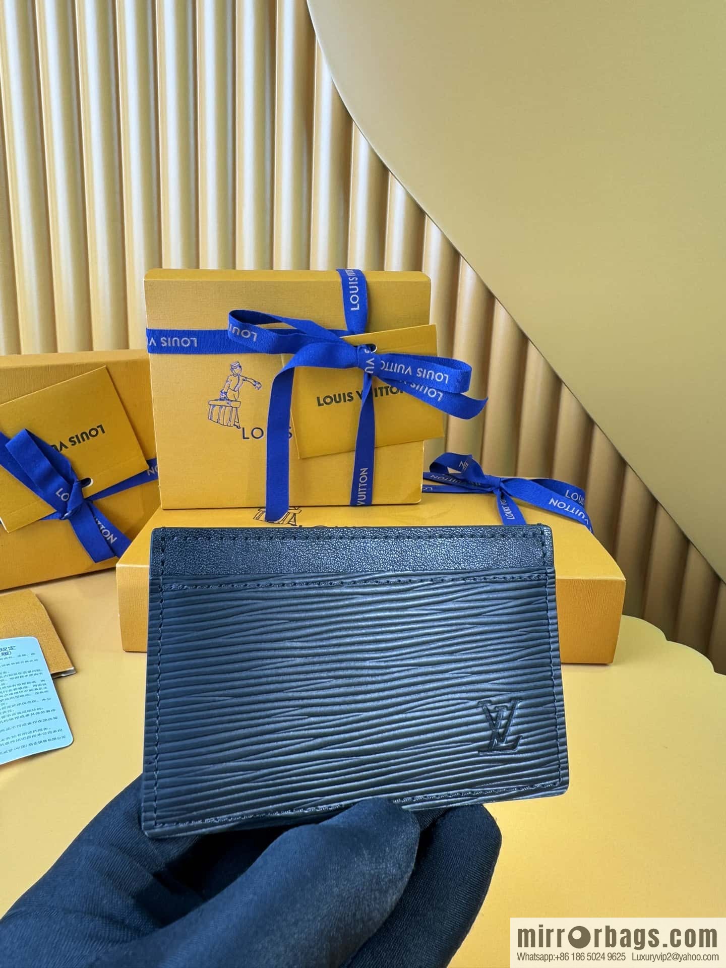 LV Card Holder M63512 Premium
