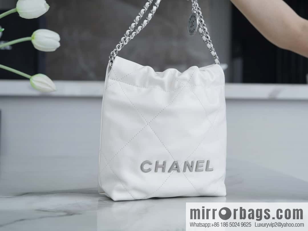 Chanel 23S 22Mini bag silver AS3980