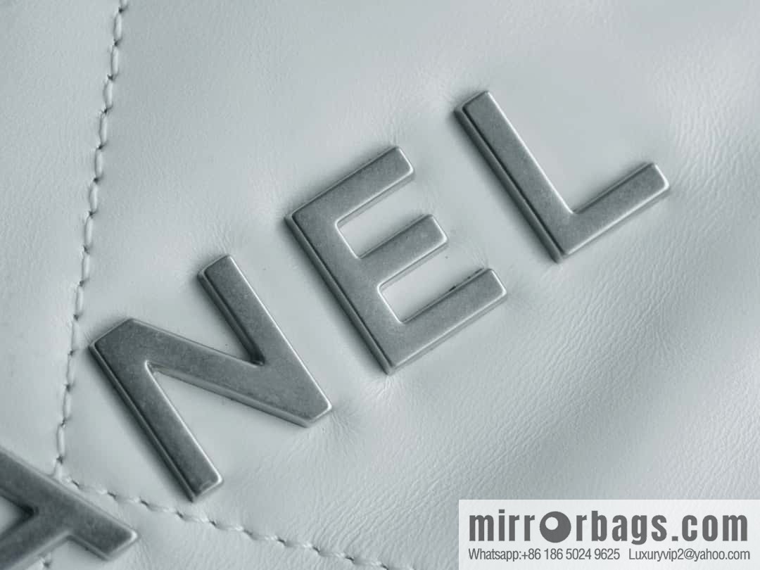 Chanel 23S 22Mini bag silver AS3980