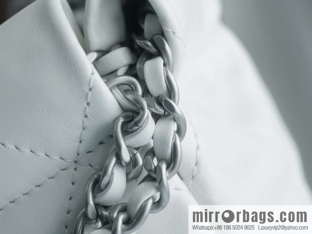 Chanel 23S 22Mini bag silver AS3980