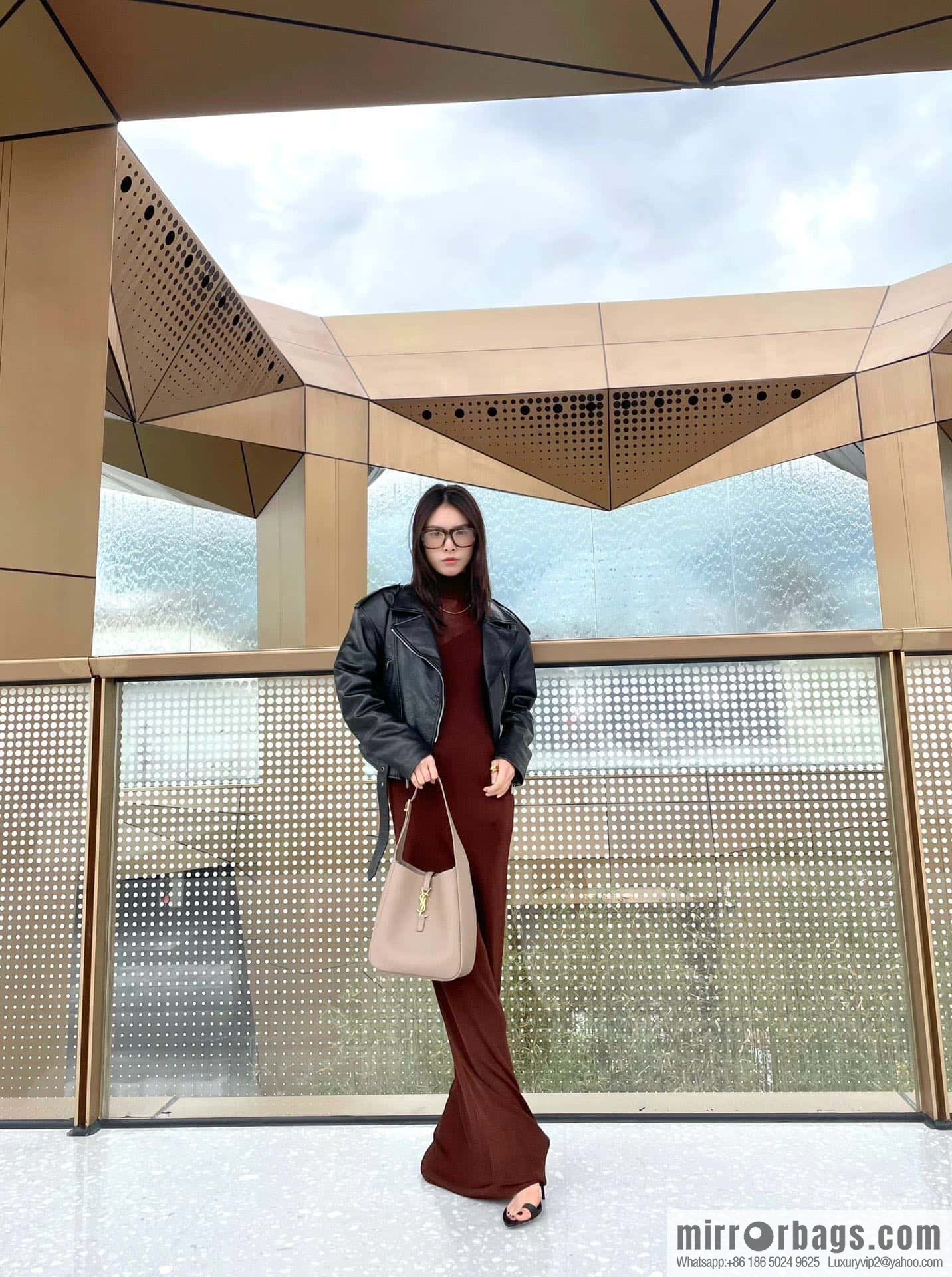 YSL 🆕 autumn and winter new Hobo armpit bag 713938 sand color