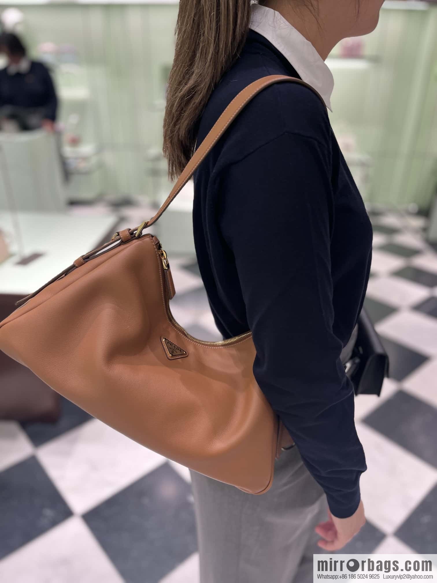 PRADA 🎉 new Aimee armpit bag 🎉 1BC228 🎉 brown