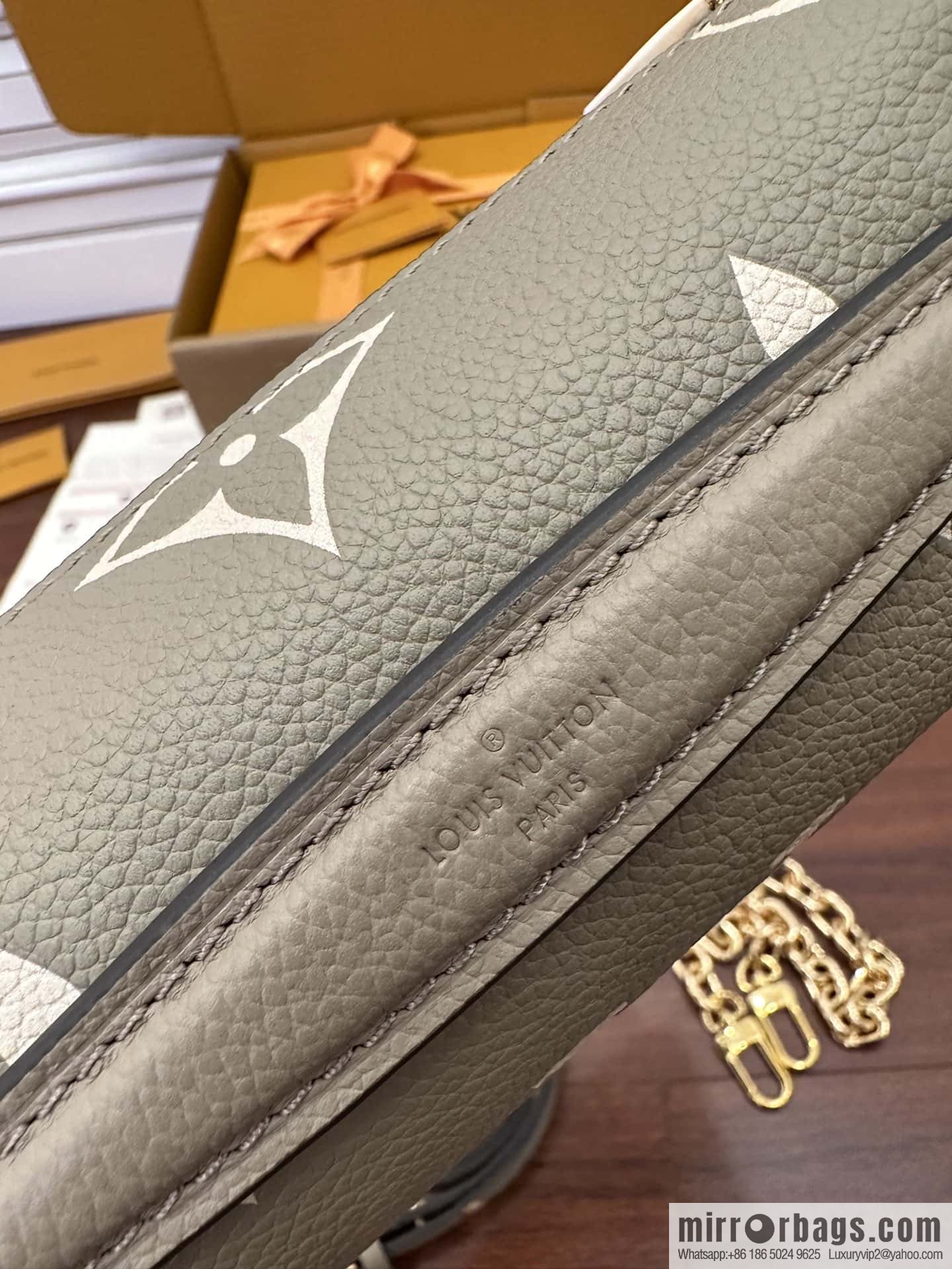 LV M23081 POCHETTE MÉTIS EAST WEST handbag