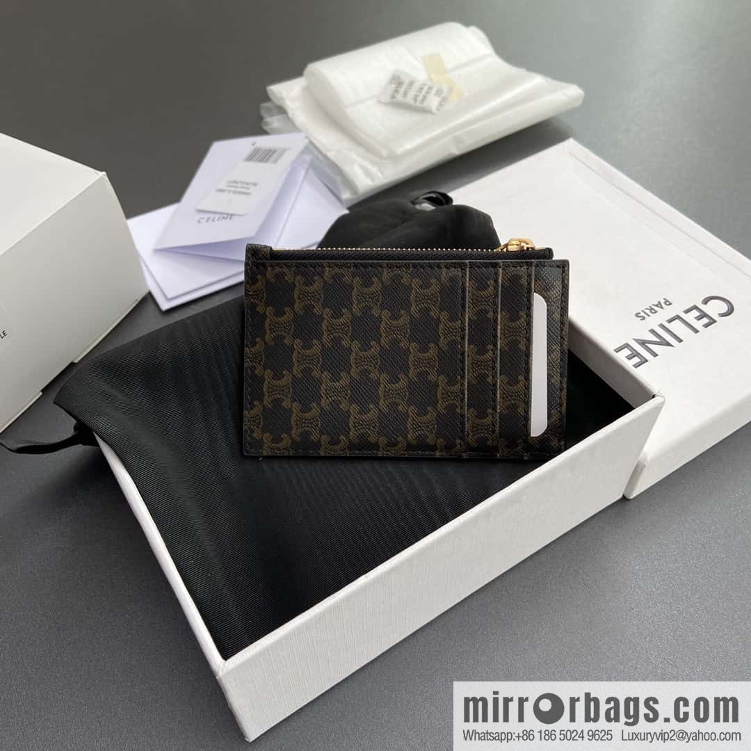 CELINE TRIOMPHE Logo Printed Sheepskin Zipper Card Pack 10F992BZ.9.04LU