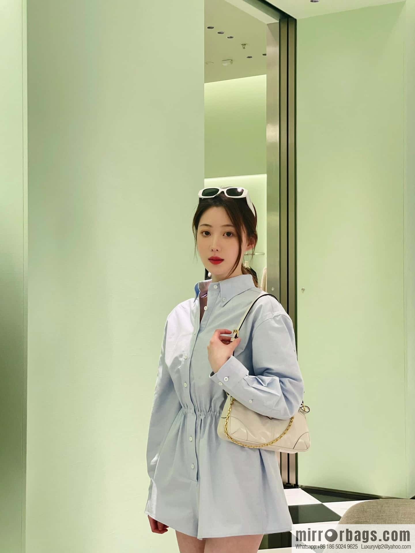 PRADA 🎉 new armpit bag 🎉 1BC221 🎉🎉 white