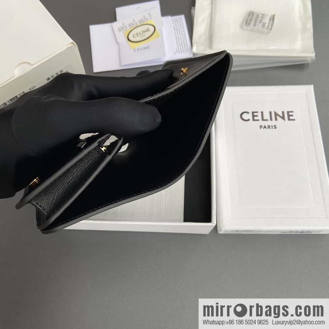 CELINE TRIOMPHE shiny cow leather short wallet 10K623DPV.38NO 622