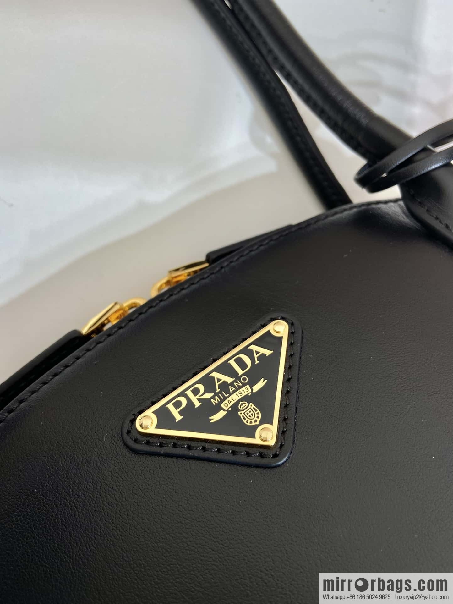PRADA 🎉 new 🎉 1BA427 tote bag, black