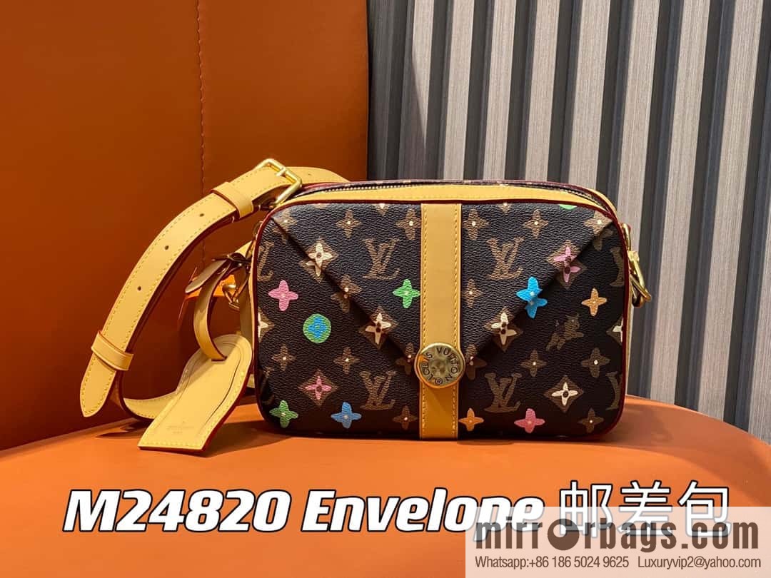 [Original single boutique] M24820 brown color, variable code chip version, men's bag messenger bag series Envelope messenger bag