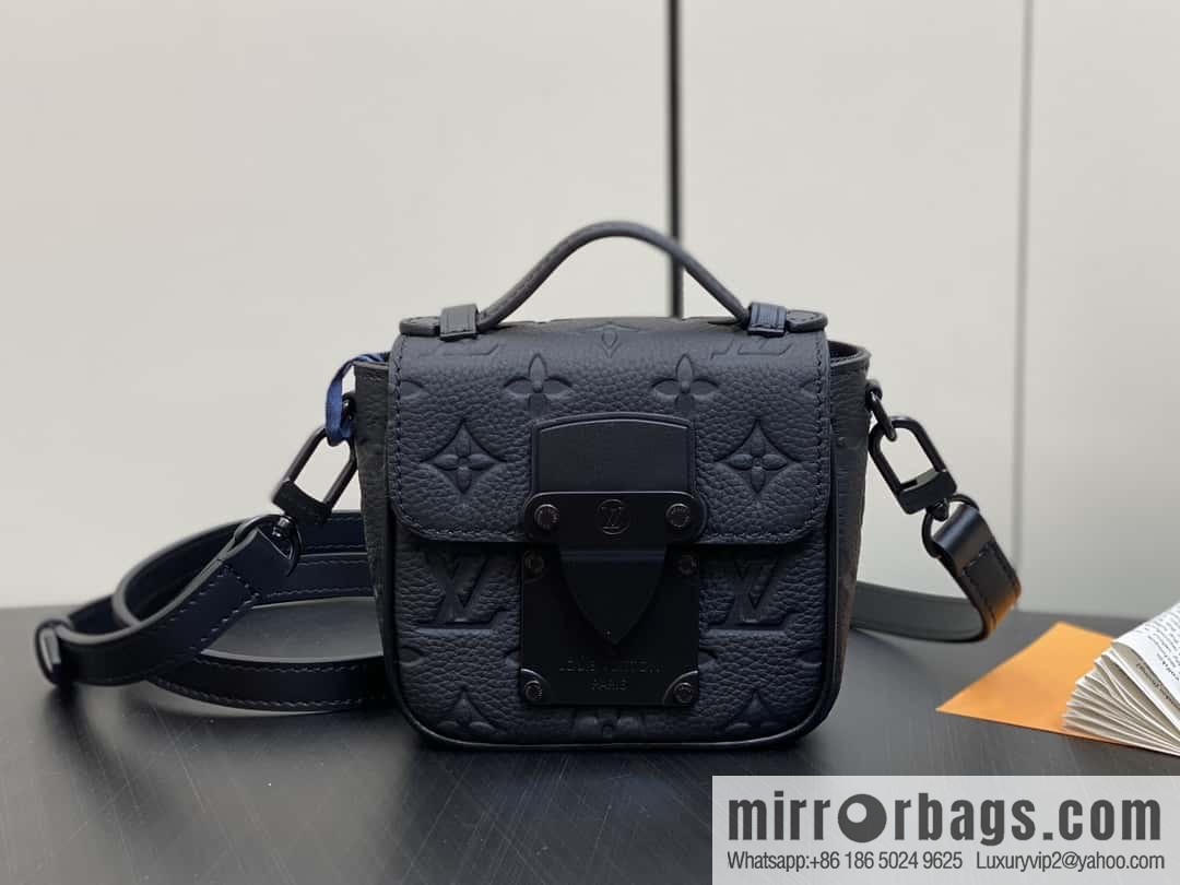 [Original order boutique] M83148 black flower, men's bag, mini mailman bag series Pico S-Lock handbag, Darth Vader (copy)