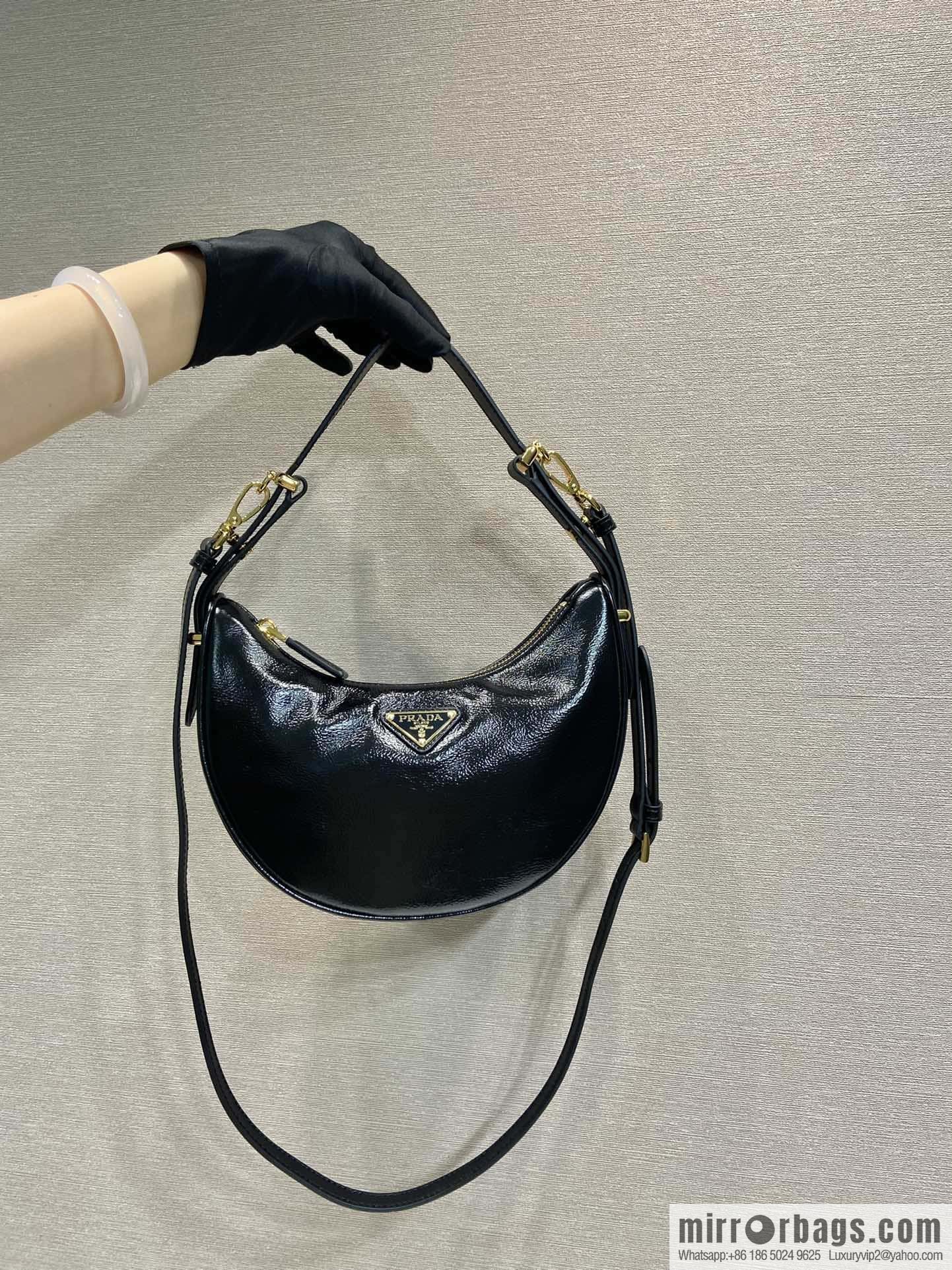 PRADA 🎉 Moon handbag 🎉 1BC194 lacquered wax leather