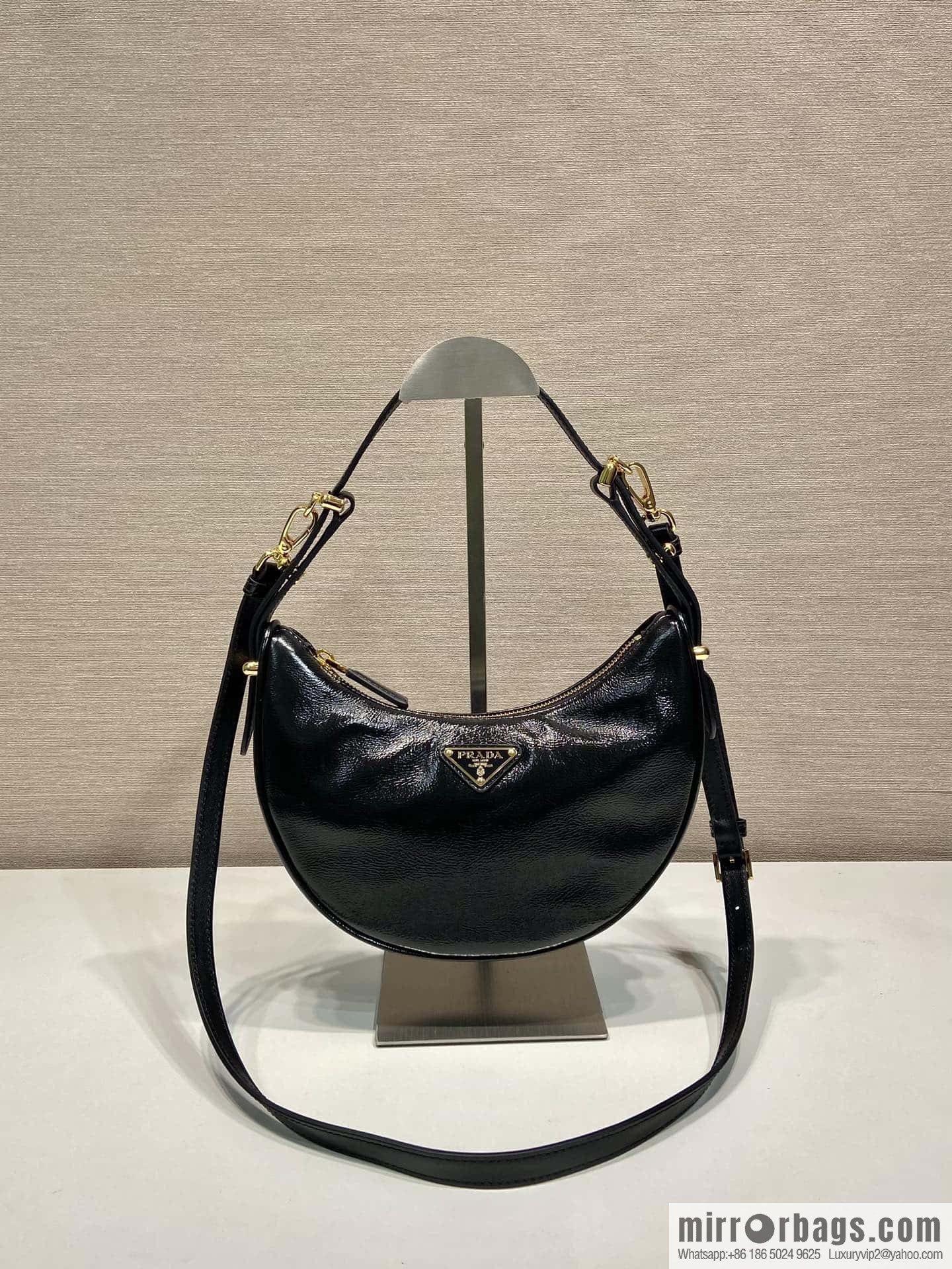 PRADA 🎉 Moon handbag 🎉 1BC194 lacquered wax leather