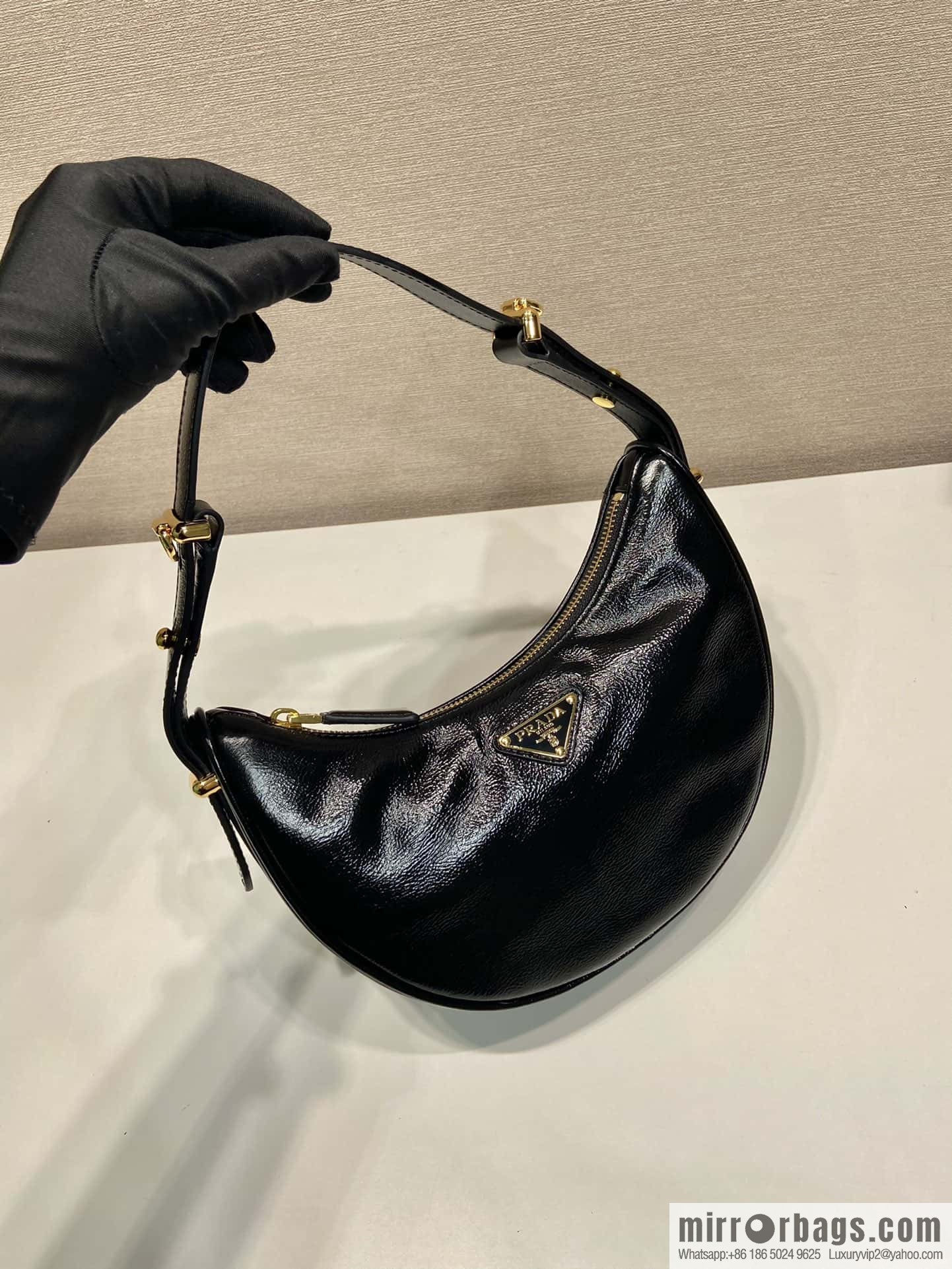 PRADA 🎉 Moon handbag 🎉 1BC194 lacquered wax leather