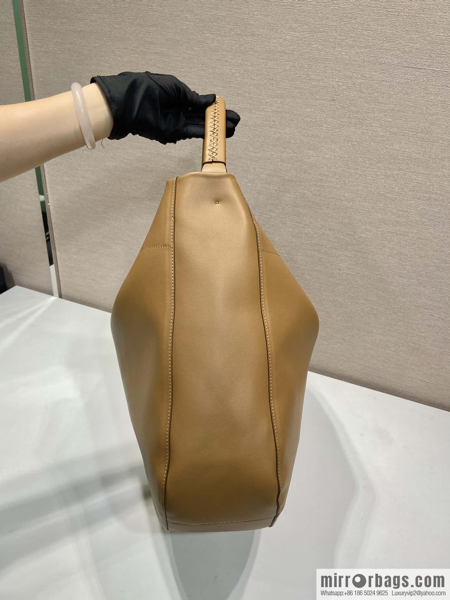PRADA 🎉 new tote bag 🎉 1BC219 brown