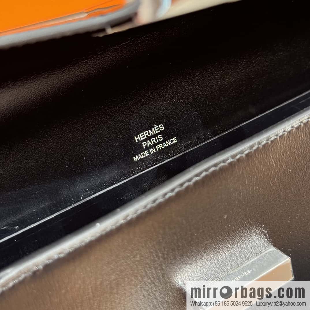 Chaine d'Ancre To Go Wallet, Pig Nose Togo Silver Buckle