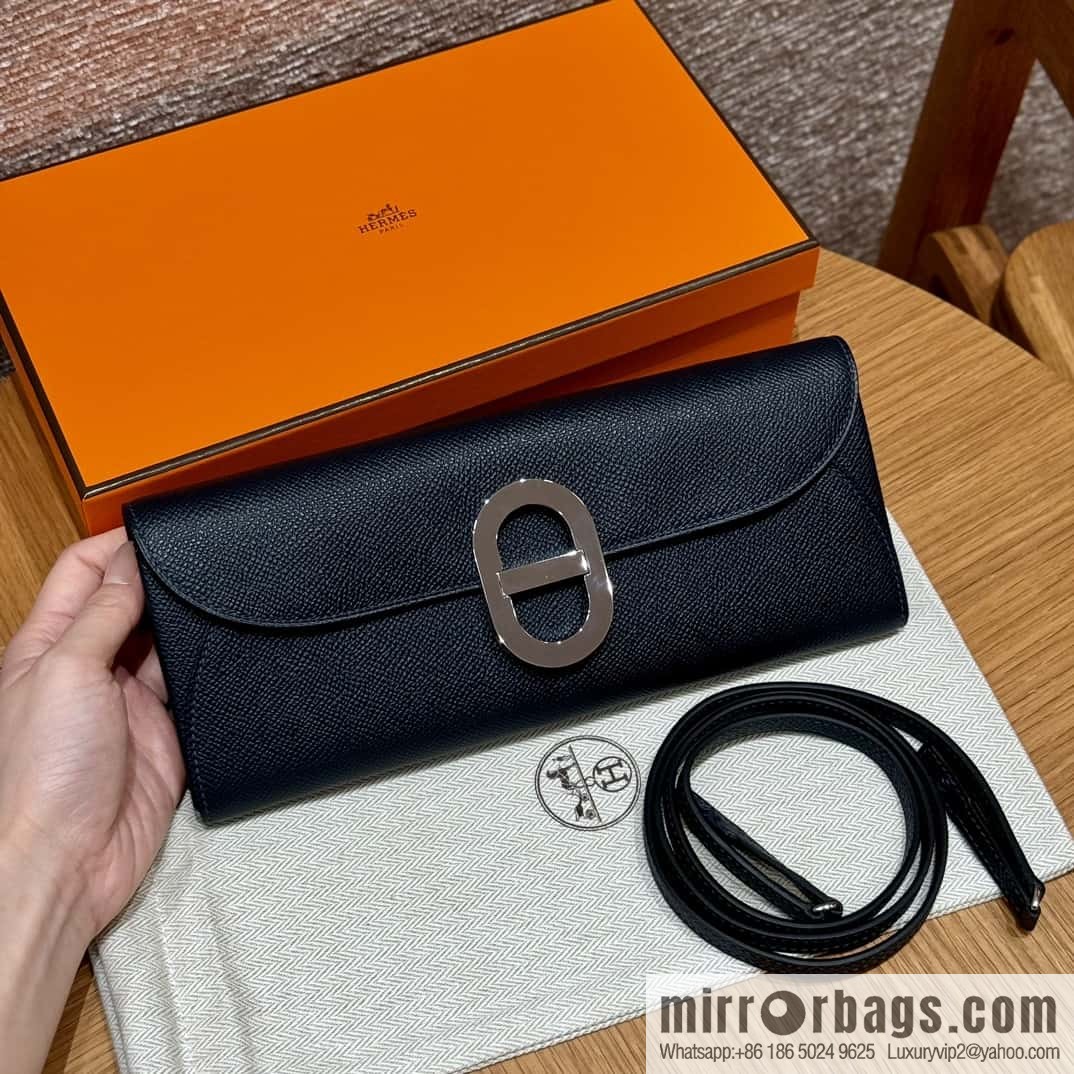Chaine d'Ancre To Go Wallet, Pig Nose Togo Silver Buckle