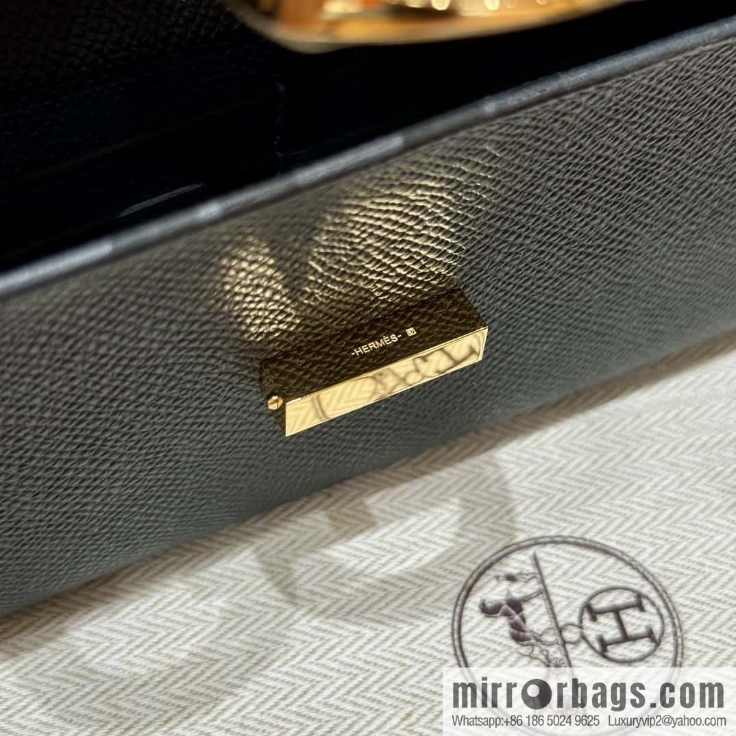 Chaine d'Ancre To Go Wallet, Golden Buckle with Pig Nose Togo