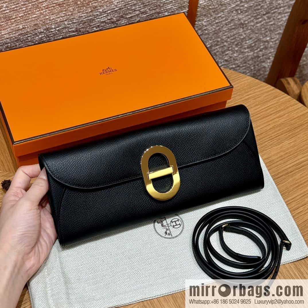 Chaine d'Ancre To Go wallet, pig nose togo black gold buckle