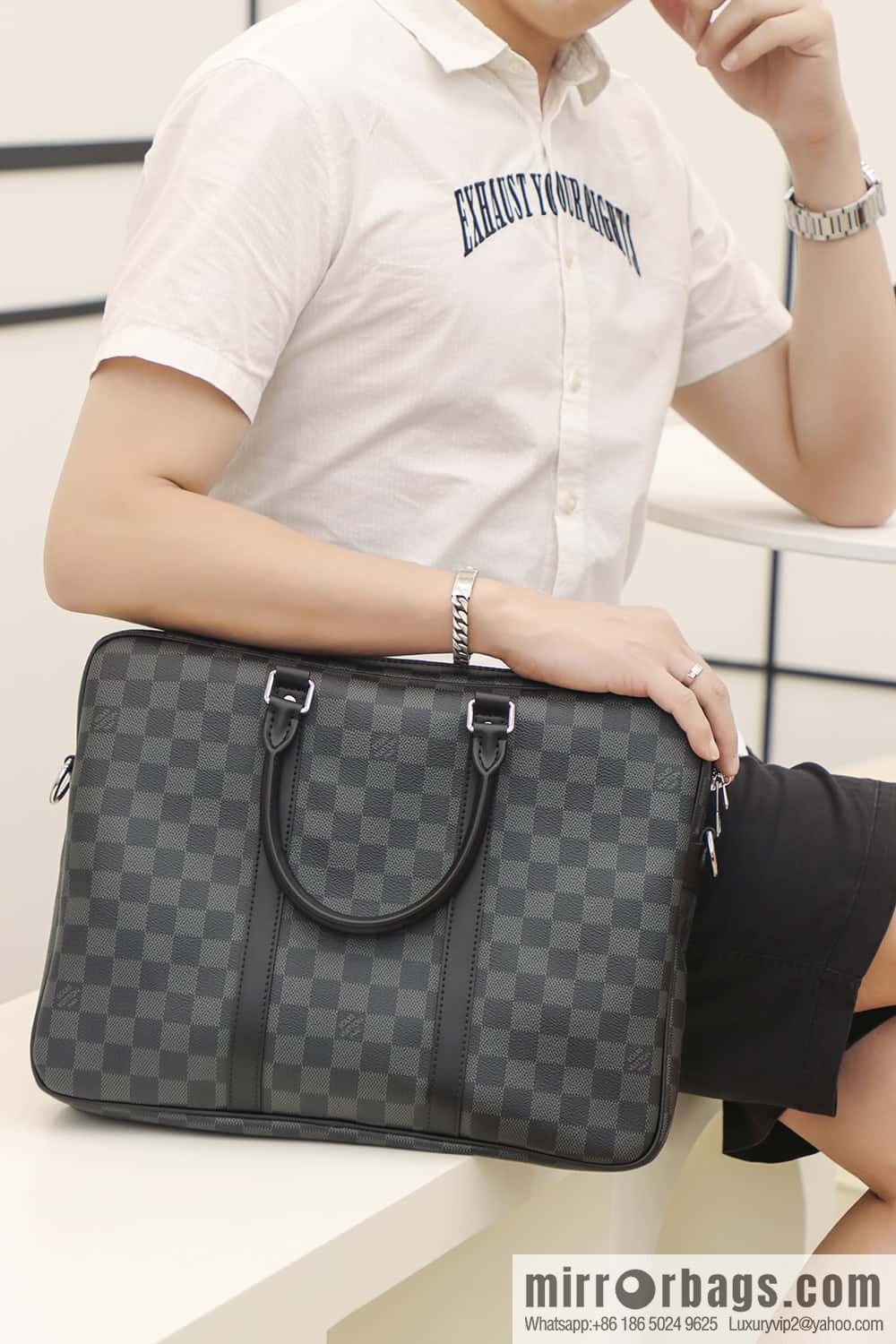 LV 𝐏𝐎𝐑𝐓𝐄 𝐃𝐎𝐂𝐔𝐌𝐄𝐍𝐓𝐒 𝐕𝐎𝐘𝐀𝐆𝐄 briefcase M41478