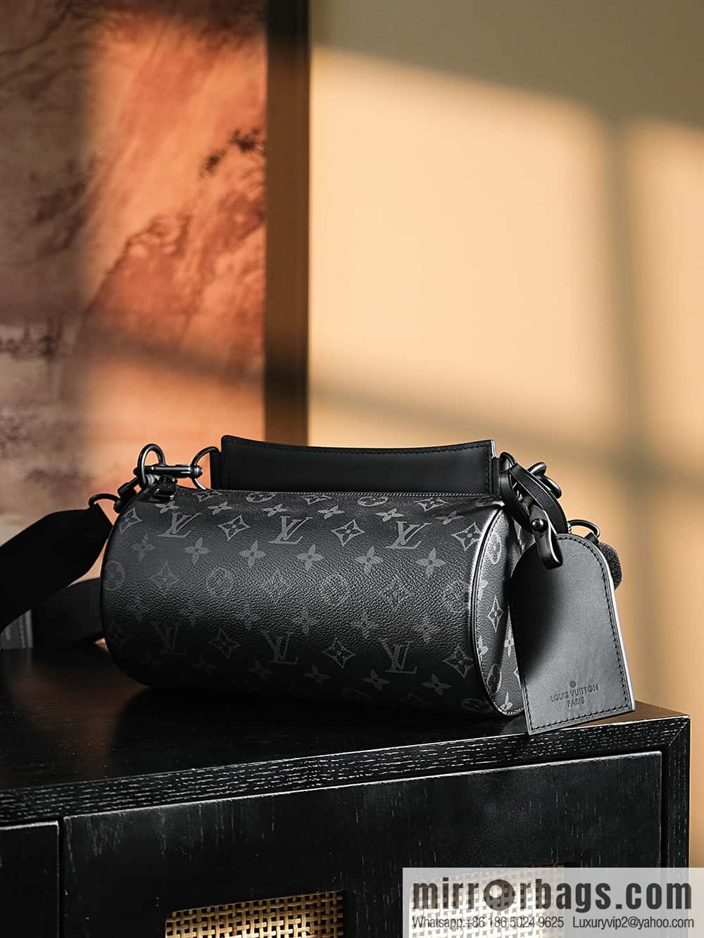 LV M46796 SOFT POLOCHON Small handbag