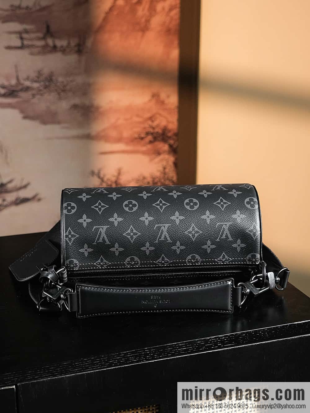 LV M46796 SOFT POLOCHON Small handbag