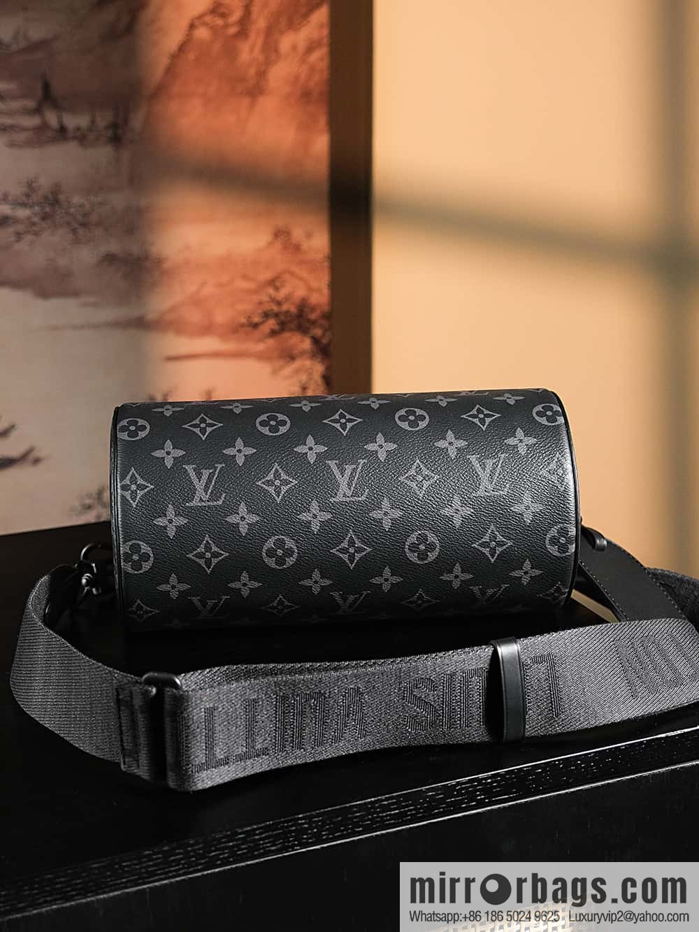 LV M46796 SOFT POLOCHON Small handbag