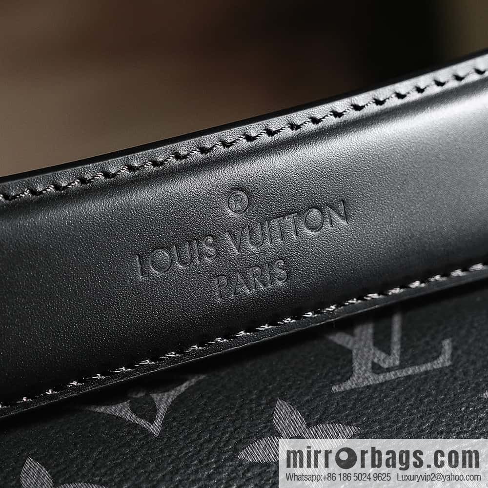 LV M46796 SOFT POLOCHON Small handbag