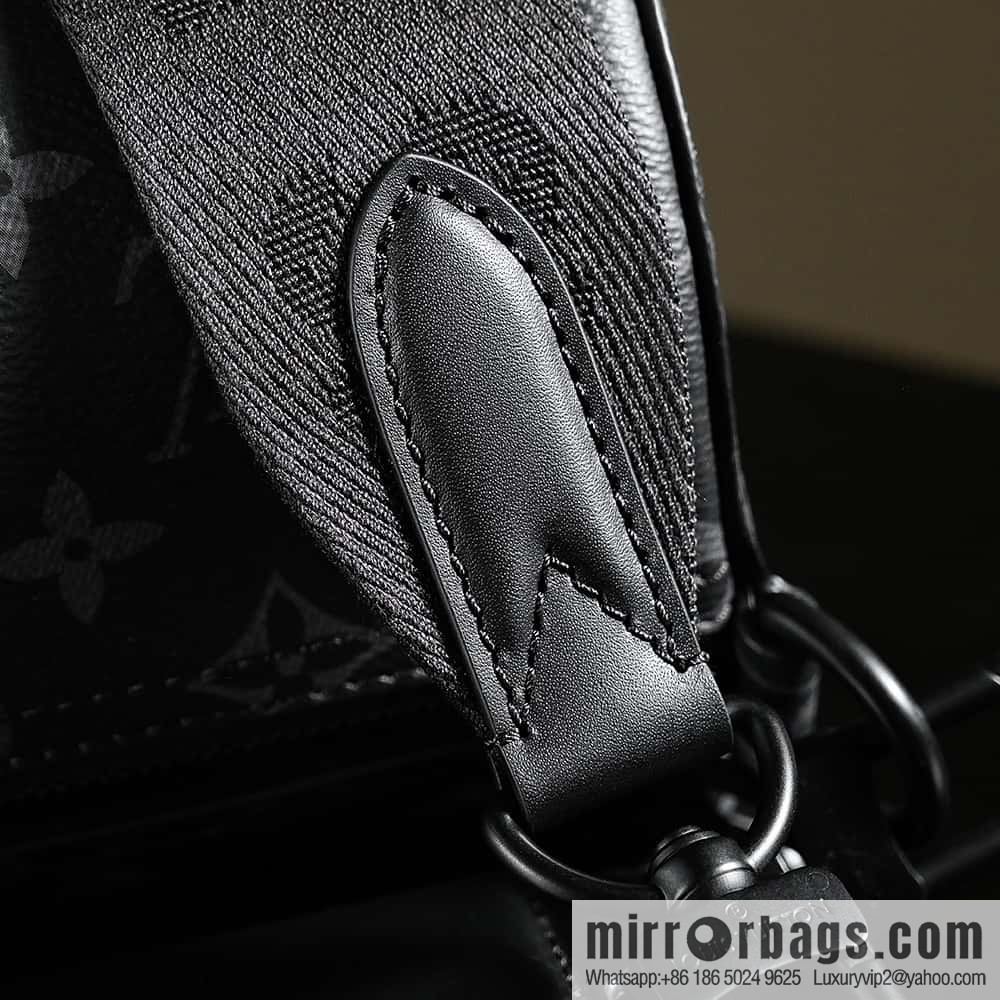 LV M46796 SOFT POLOCHON Small handbag