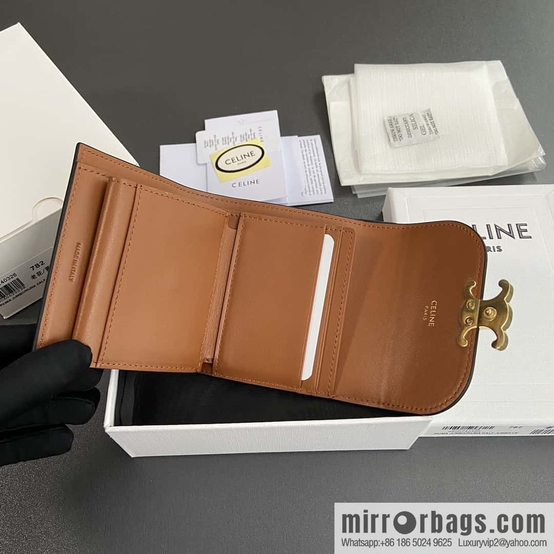 CELINE TRIOMPHE logo printed short wallet 10D782CQH.04LU783
