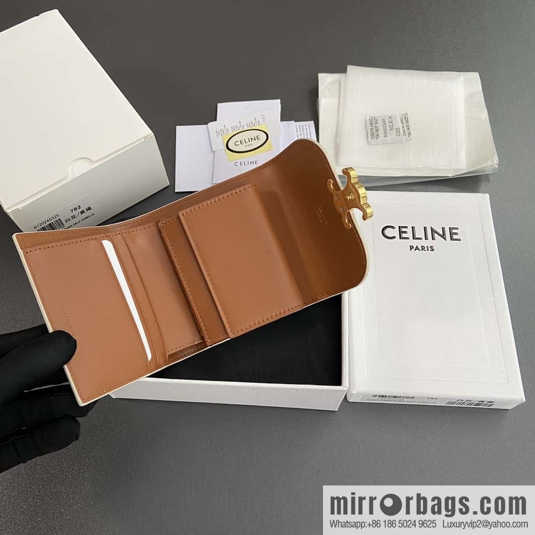 CELINE TRIOMPHE logo printed short wallet 10D782CQH.04LU783