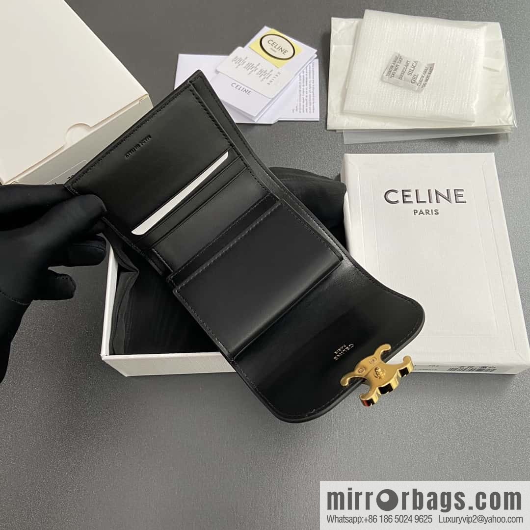 CELINE TRIOMPHE logo printed short wallet 10D782CQH.04LU783
