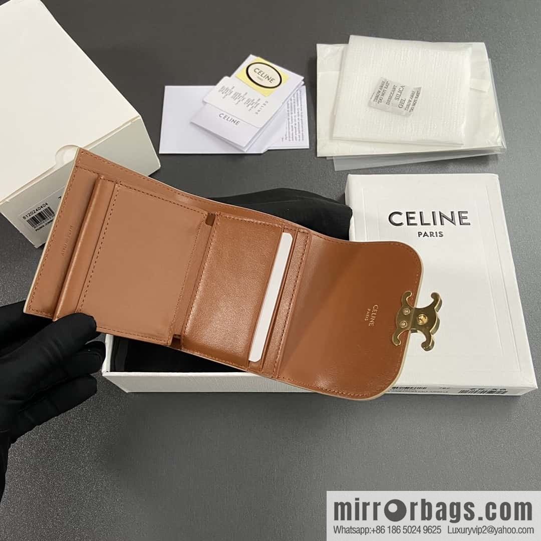 CELINE TRIOMPHE logo printed short wallet 10D782CQH.04LU783
