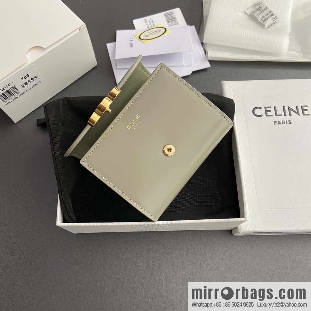 CELINE TRIOMPHE shiny cow leather wallet 10D782CQH.04LU783