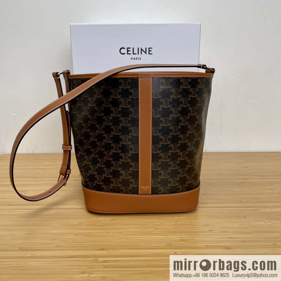CELINE TRIOMPHE CANVAS Medium Barrel 191132