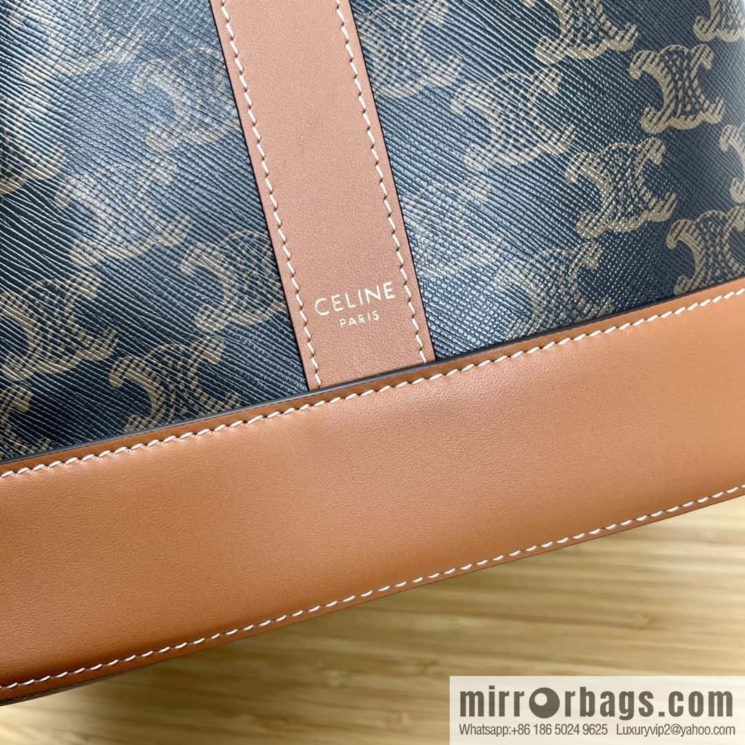 CELINE TRIOMPHE CANVAS Medium Barrel 191132