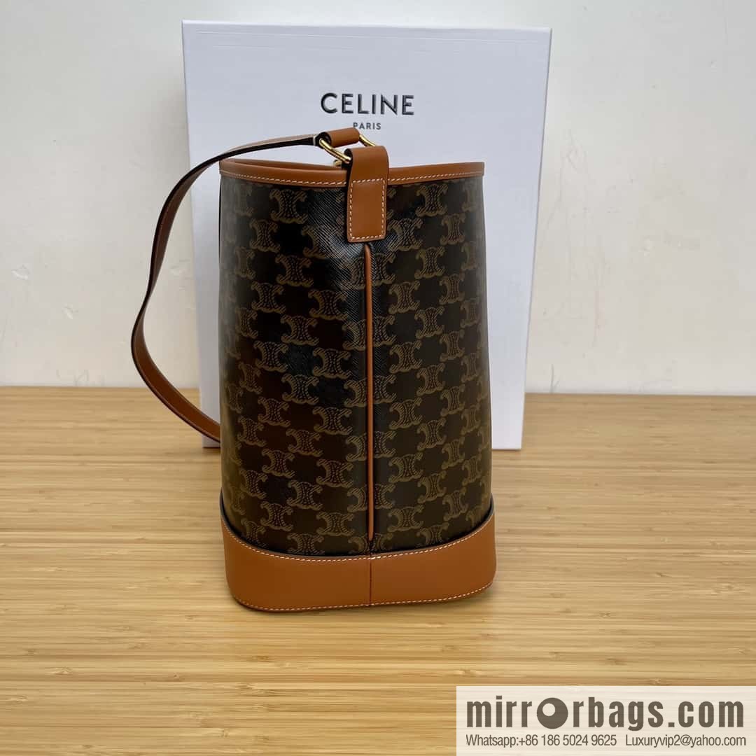 CELINE TRIOMPHE CANVAS Medium Barrel 191132