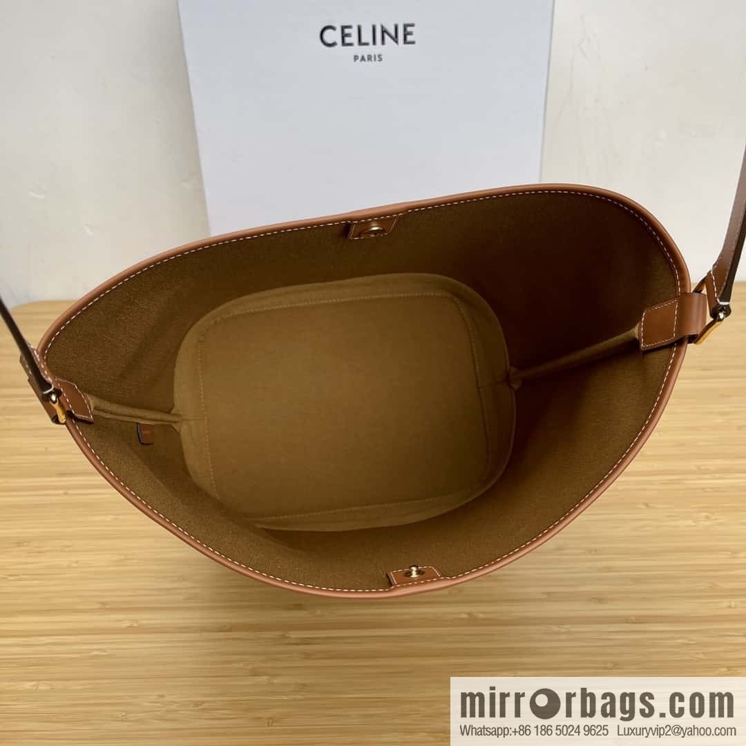CELINE TRIOMPHE CANVAS Medium Barrel 191132