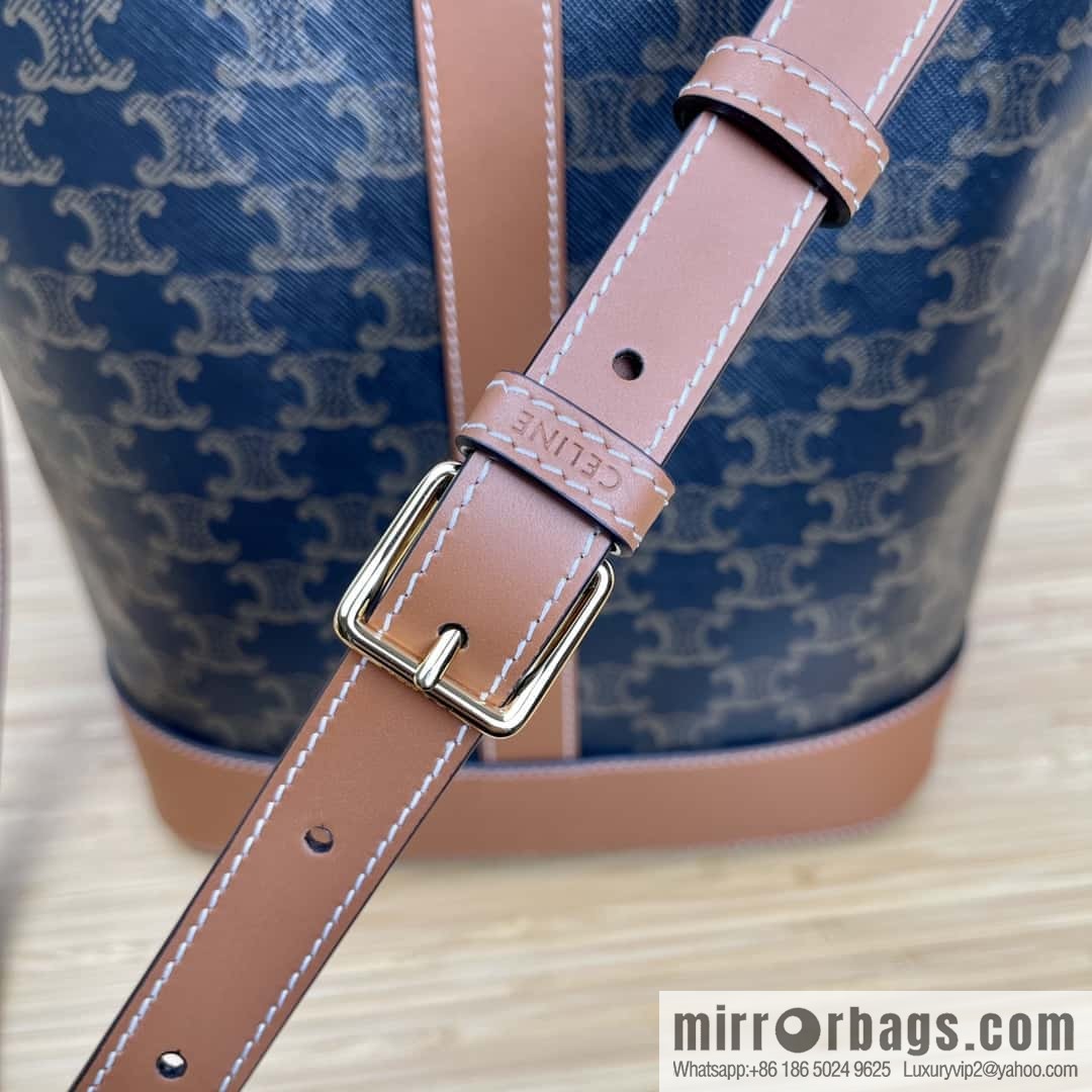 CELINE TRIOMPHE CANVAS Medium Barrel 191132