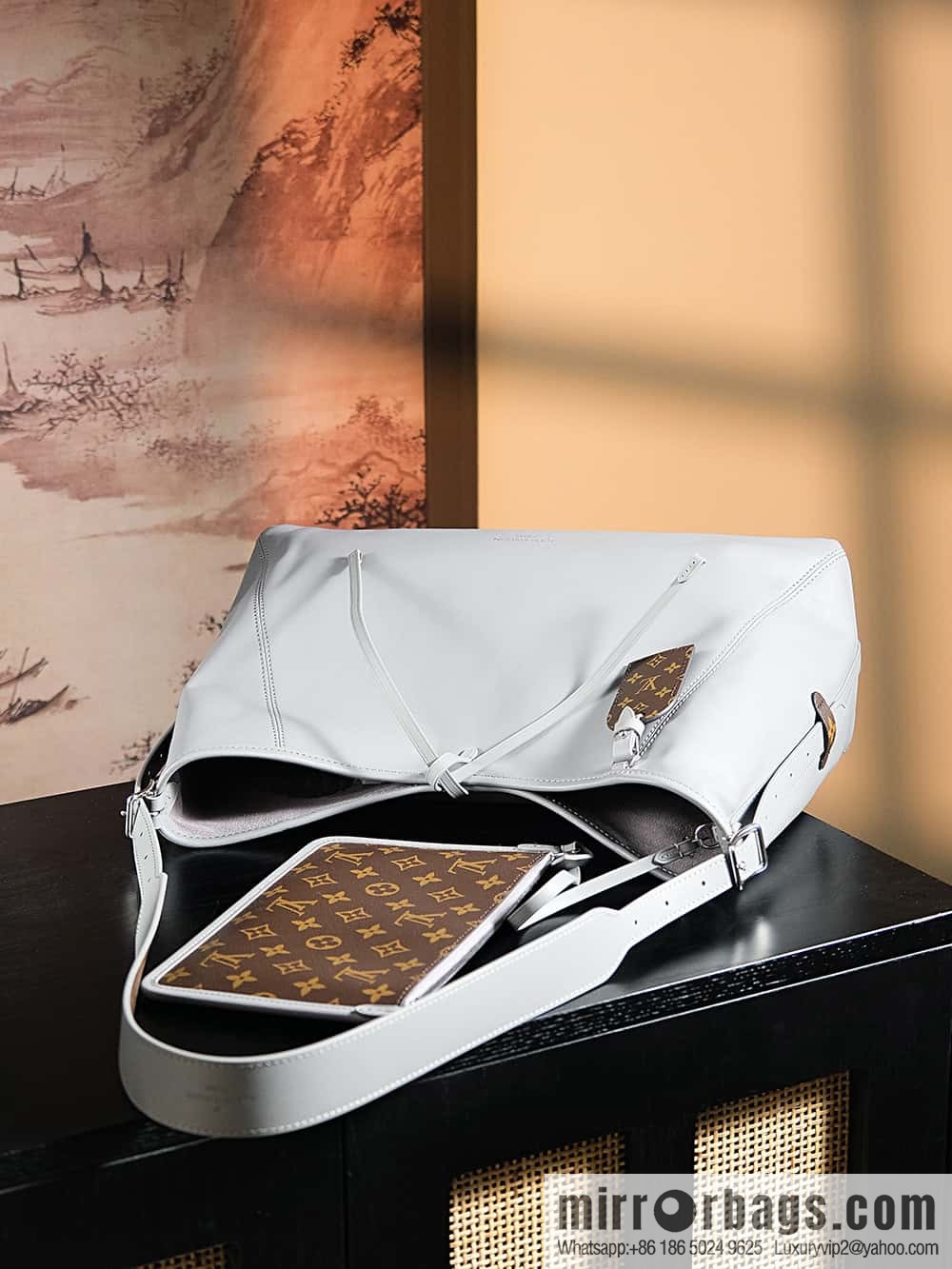 LV M12583 CarryAll Dark MM