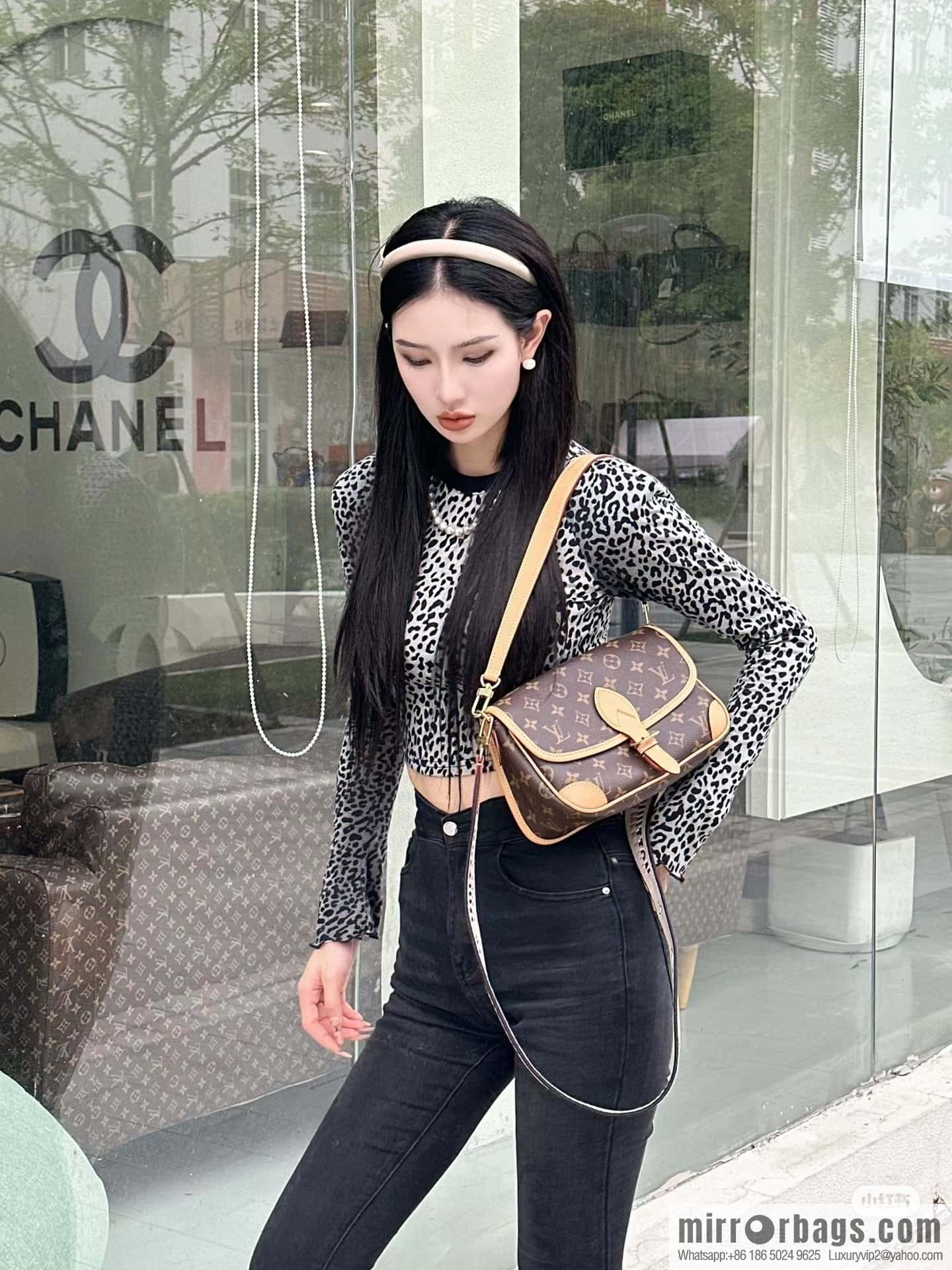 LV M45985 DIANE handbag