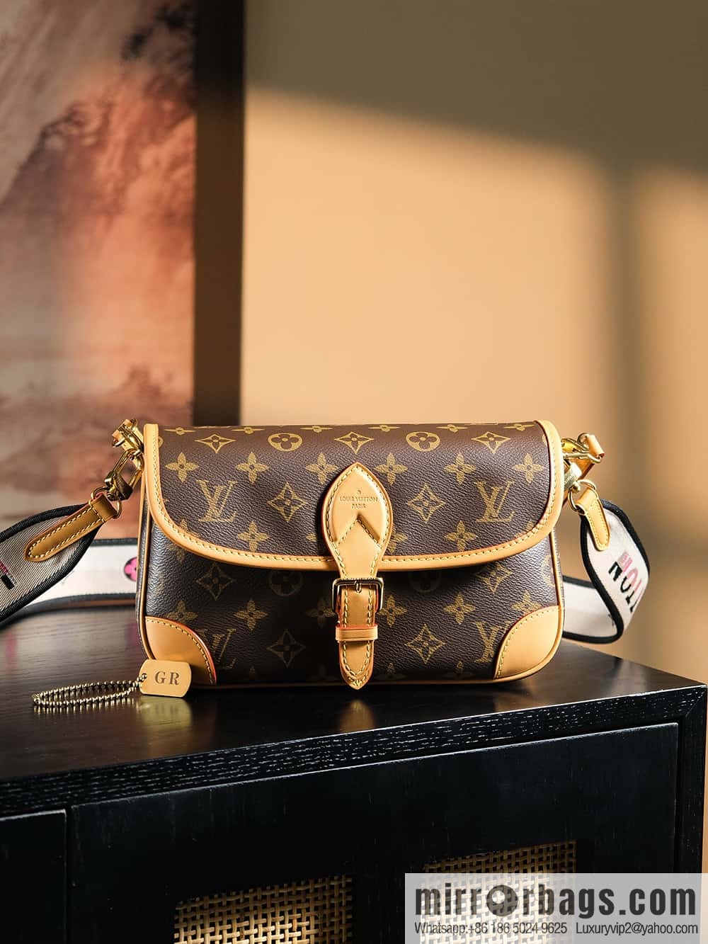 LV M45985 DIANE handbag