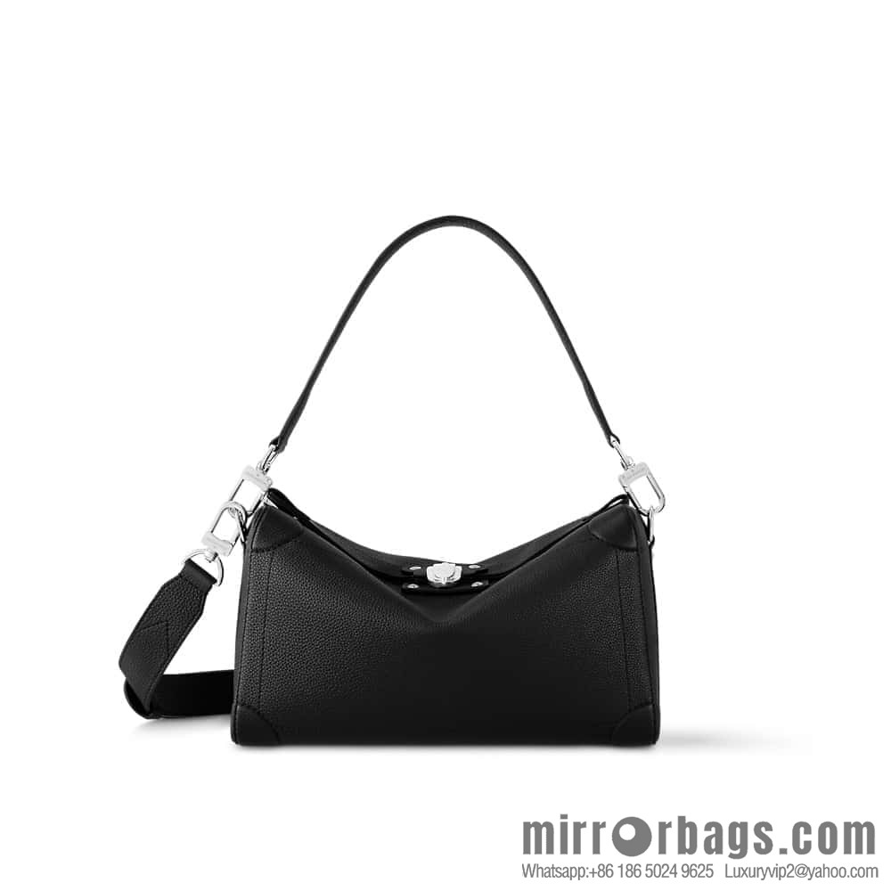 [Original order boutique] M11615 black full leather men's bag mailman bag series SOUL SIDE TRUNK EAST WEST mailman handbag