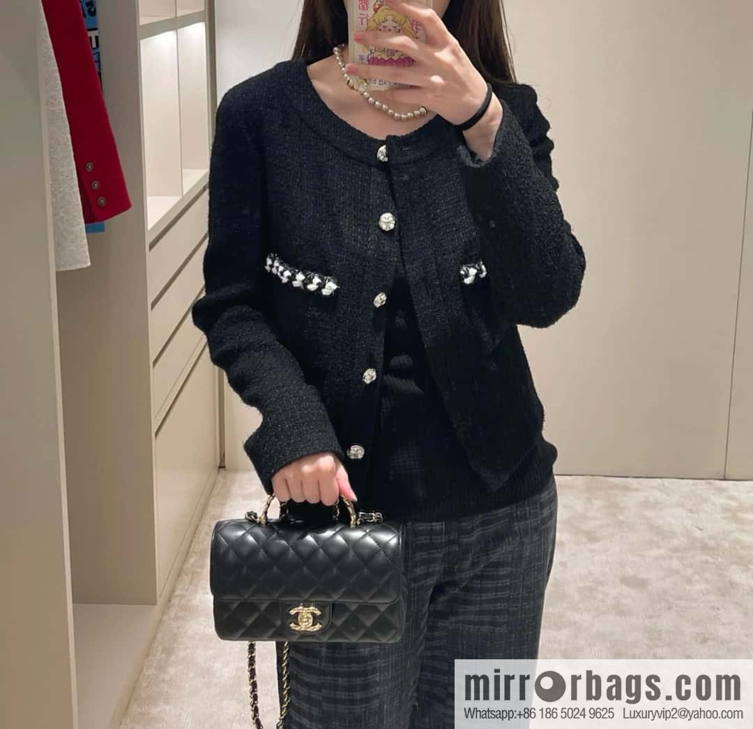 CHANEL CF Mini Wheat Handle 🌾 AS4924